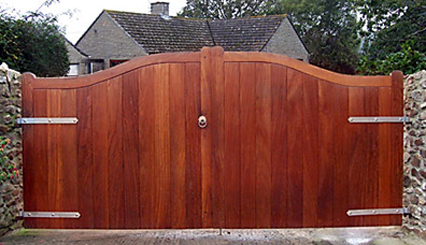 timber gate, timber gate automation, timber gates